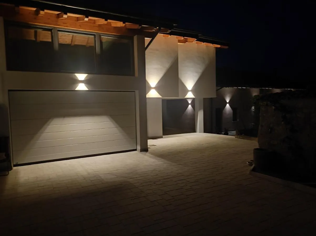 Luminoso Appartamento Vista Lago Solto Collina 0*,